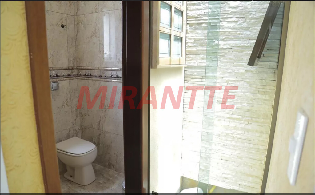 Casa terrea de 440m² com 4 quartos em Vila Carolina