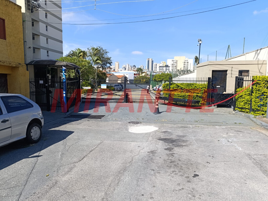 Apartamento de 70m² com 3 quartos em Água Fria