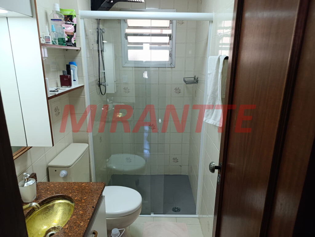 Apartamento de 70m² com 3 quartos em Água Fria