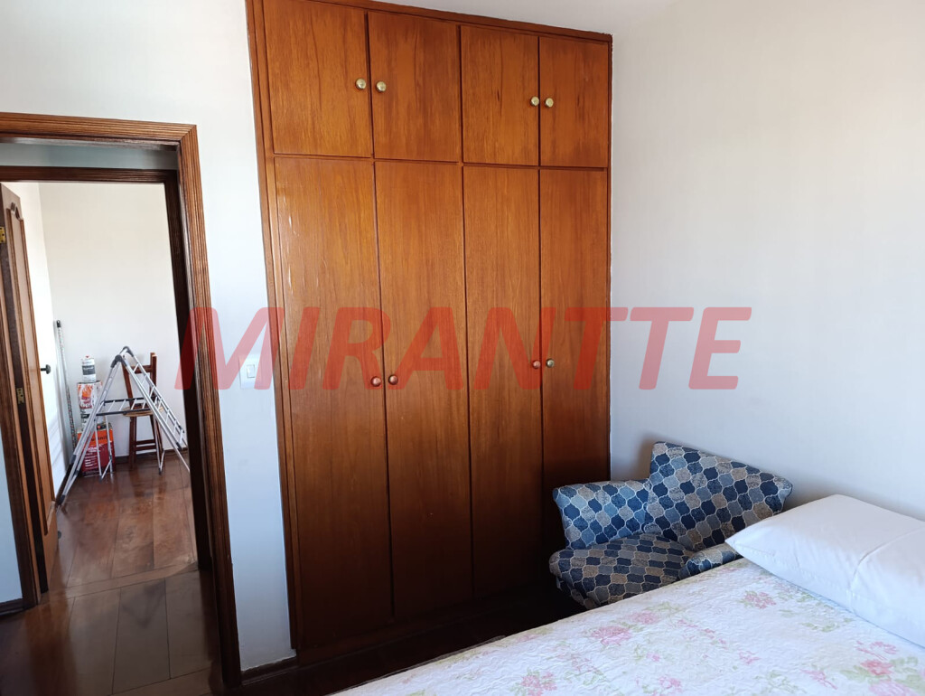 Apartamento de 70m² com 3 quartos em Água Fria