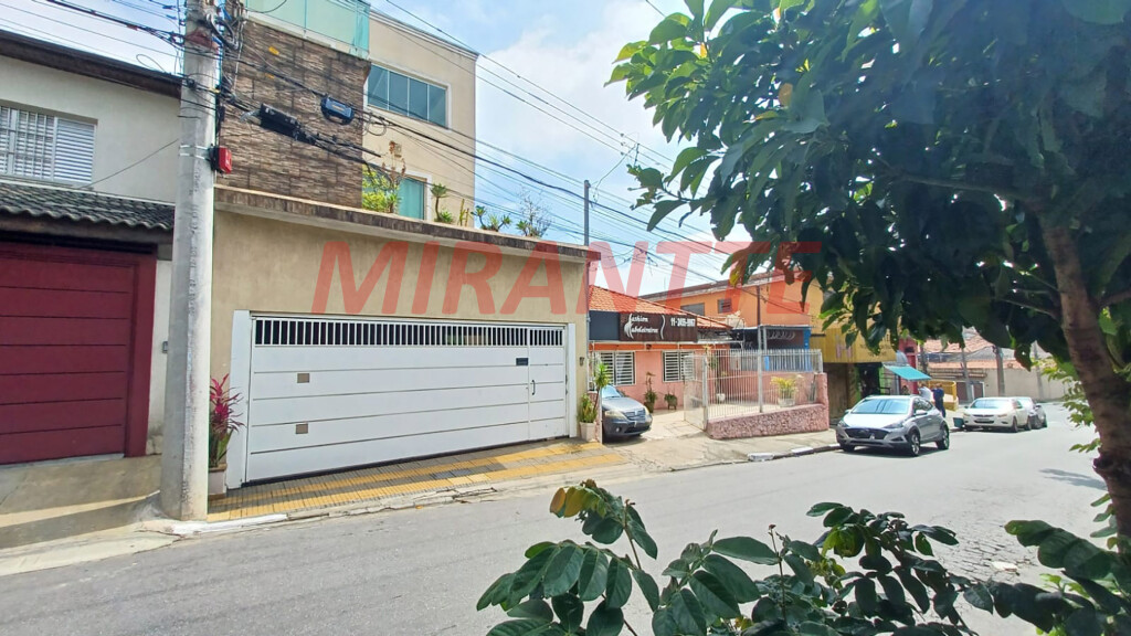 Sobrado de 238m² com 3 quartos em Jardim Vila Galvão