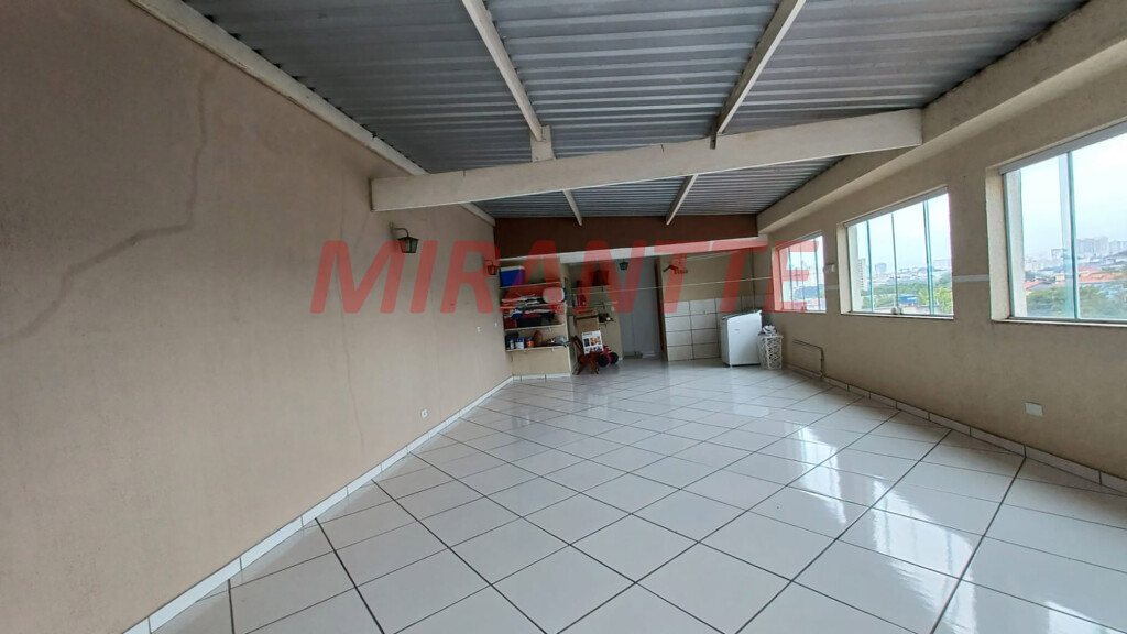 Sobrado de 238m² com 3 quartos em Jardim Vila Galvão