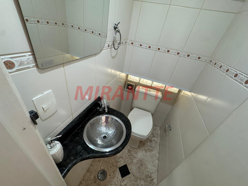Sobrado de 155m² com 3 quartos em Santana