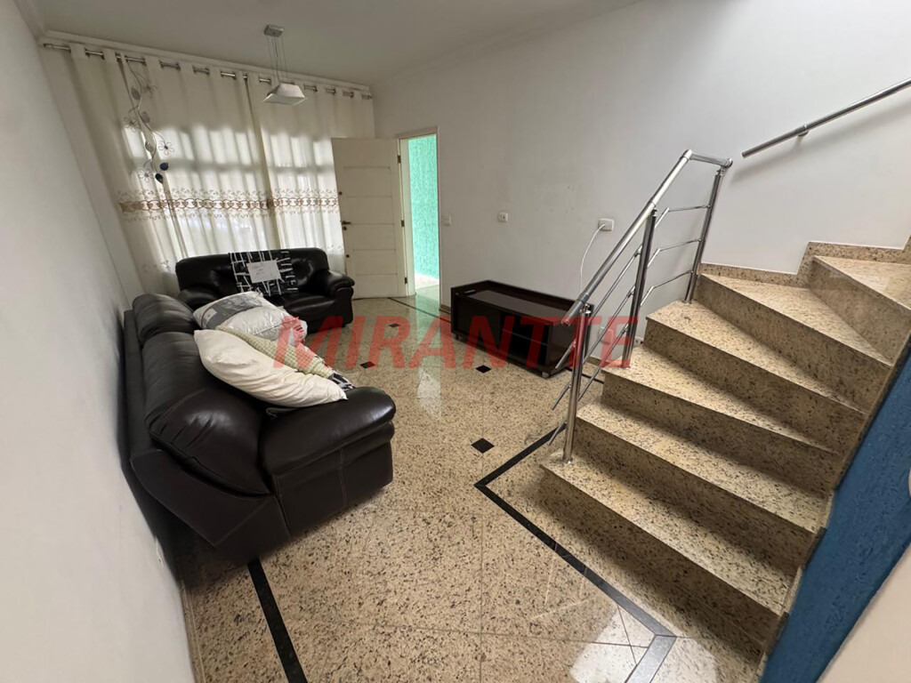 Sobrado de 155m² com 3 quartos em Santana