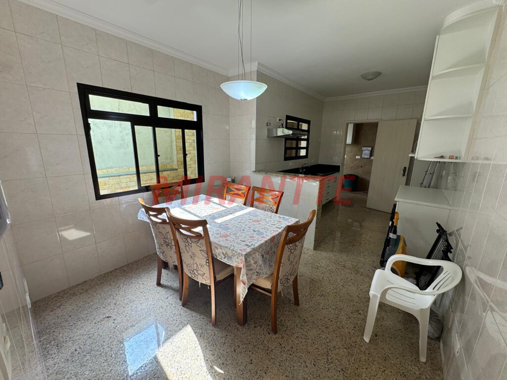 Sobrado de 155m² com 3 quartos em Santana