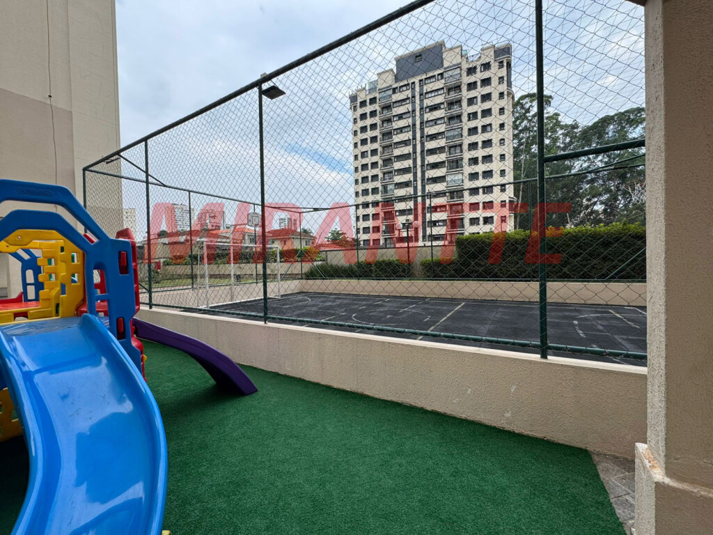 Apartamento de 70m² com 3 quartos em Santa Teresinha