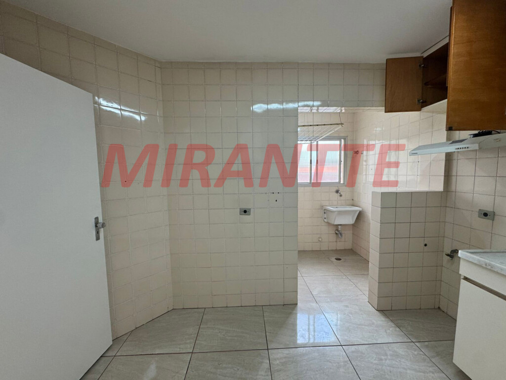 Apartamento de 70m² com 3 quartos em Santa Teresinha