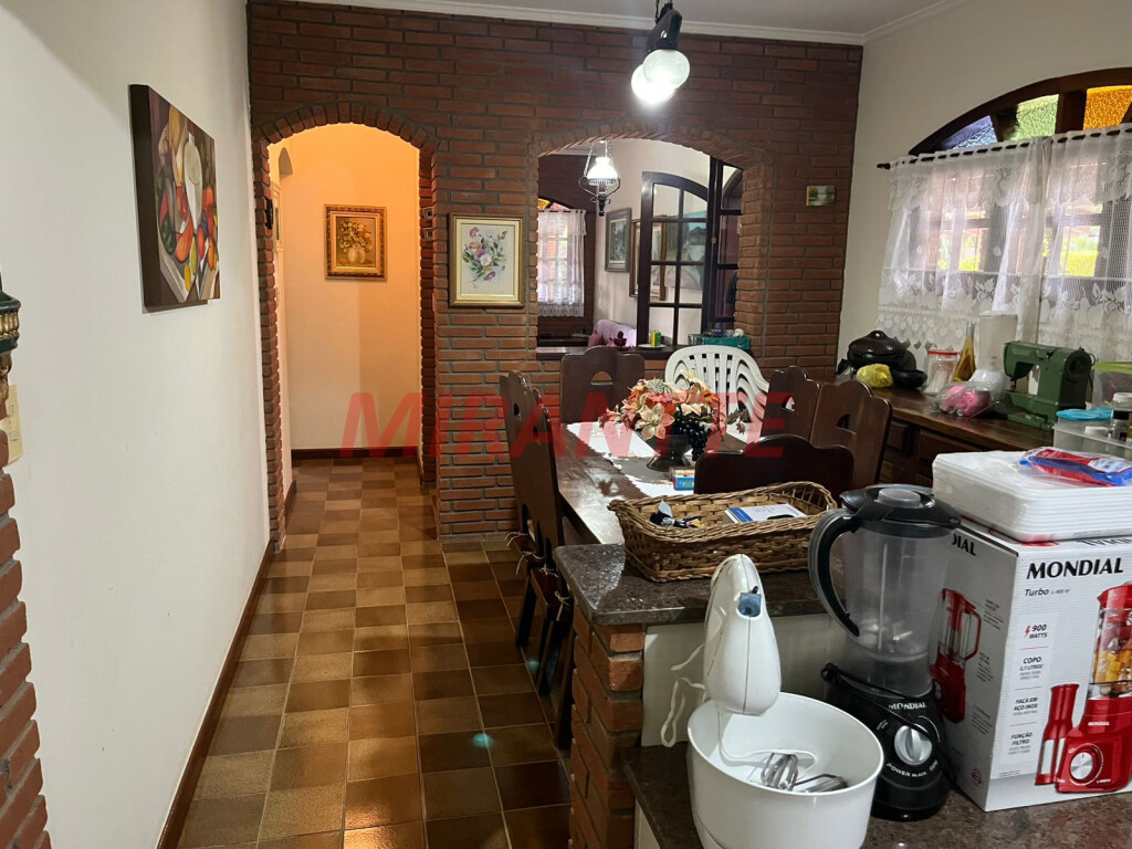 Chácara com 8 quartos em Caceia