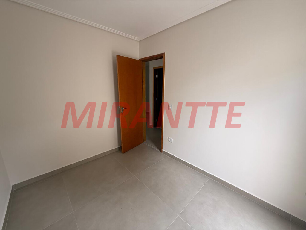Apartamento de 45m² com 2 quartos em Vila Pauliceia