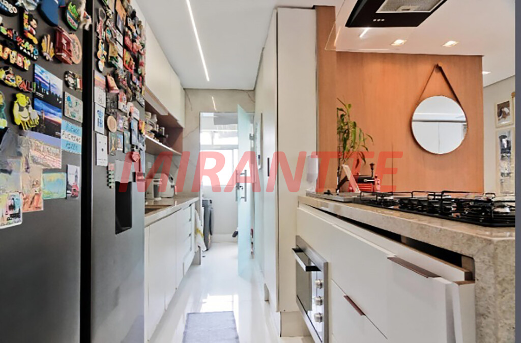 Apartamento de 70m² com 2 quartos em Santa Teresinha