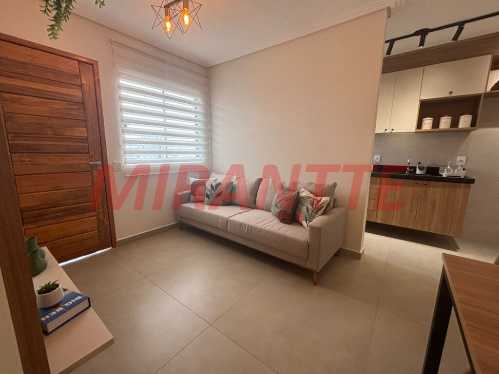 Apartamento de 42m² com 2 quartos em Vila Pauliceia