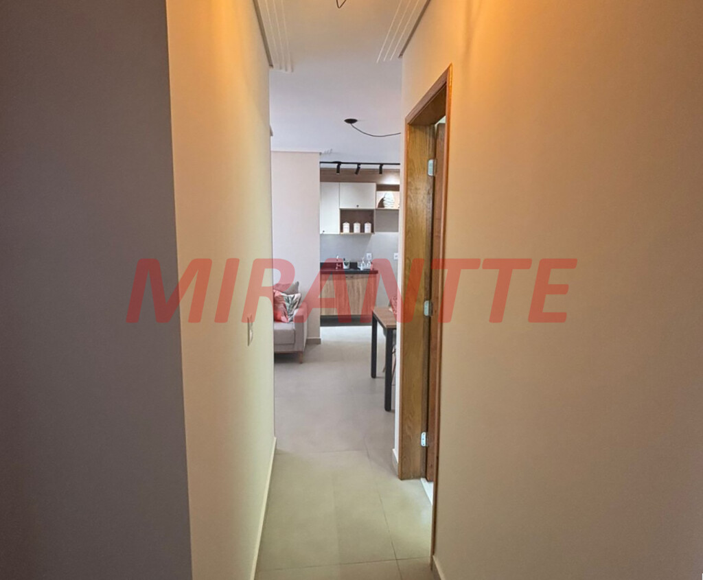 Apartamento de 42m² com 2 quartos em Vila Pauliceia
