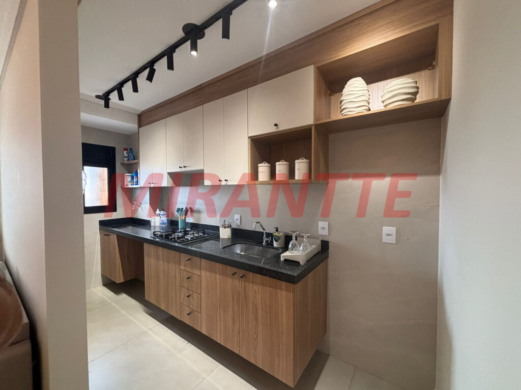 Apartamento de 42m² com 2 quartos em Vila Pauliceia