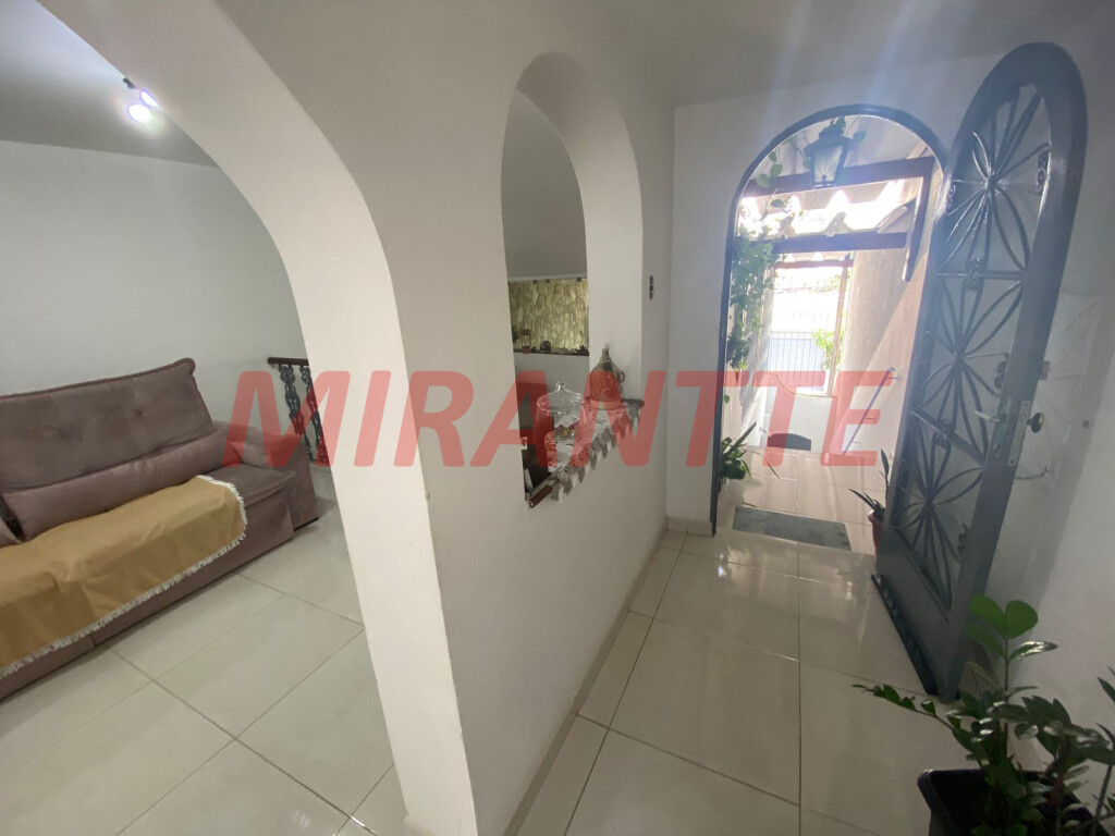 Sobrado de 156m² com 2 quartos em Vila Ester