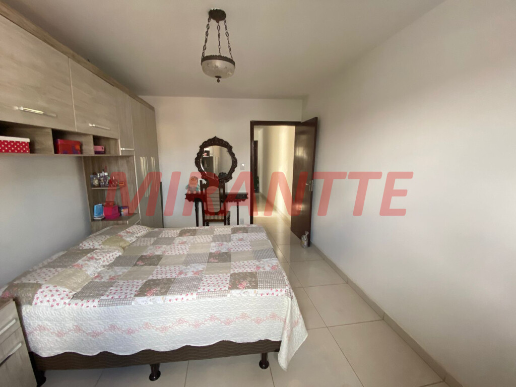 Sobrado de 156m² com 2 quartos em Vila Ester
