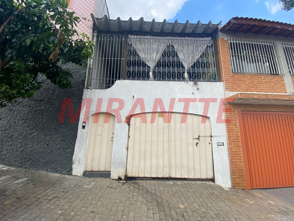 Sobrado de 156m² com 2 quartos em Vila Ester