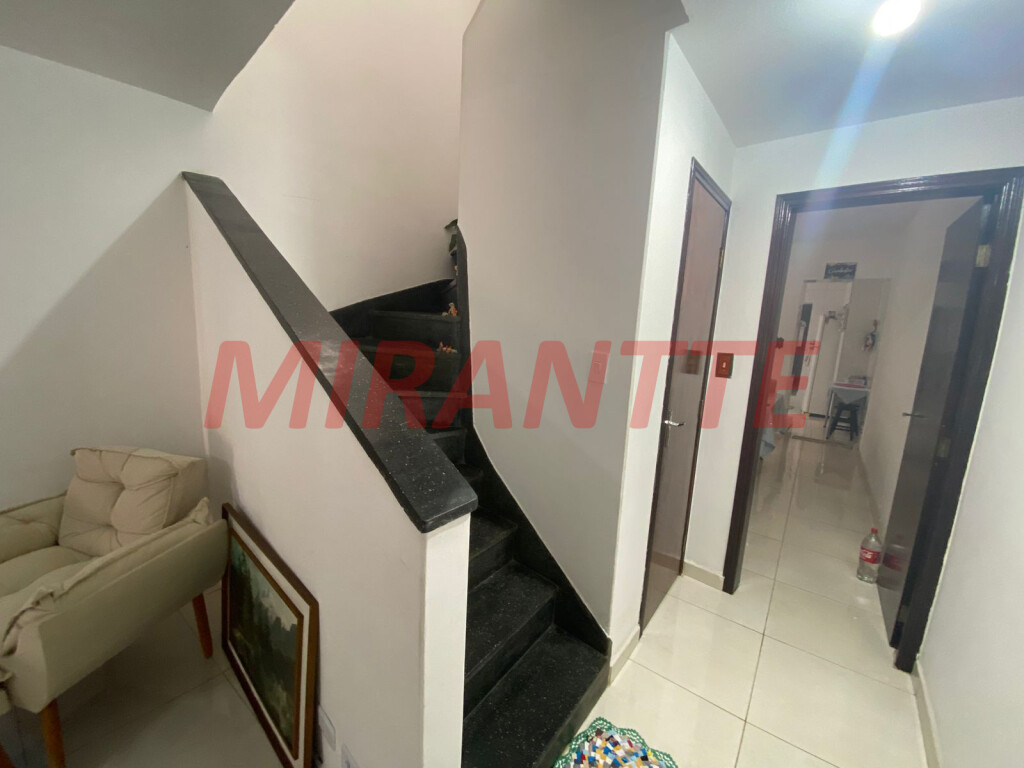 Sobrado de 156m² com 2 quartos em Vila Ester