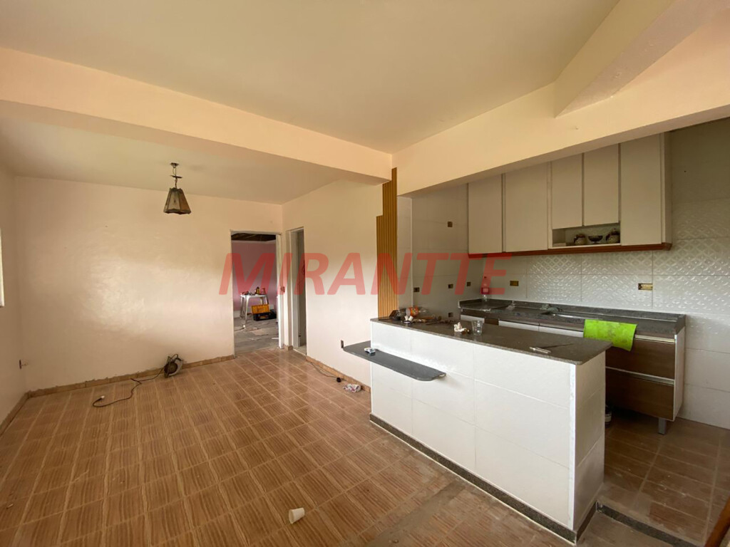 Cond. fechado de 140m² com 3 quartos em Alpes Da Cantareira
