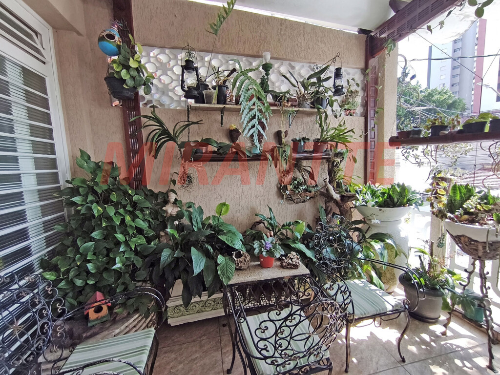 Sobrado de 1995m² com 2 quartos em Santa Teresinha