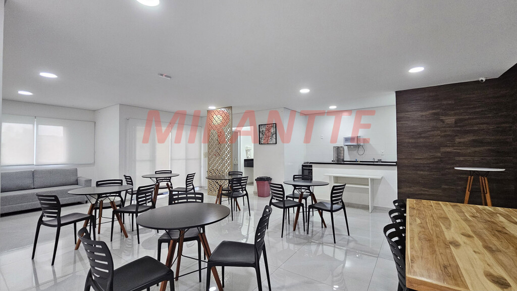 Apartamento de 60m² com 2 quartos em Parada  Inglesa