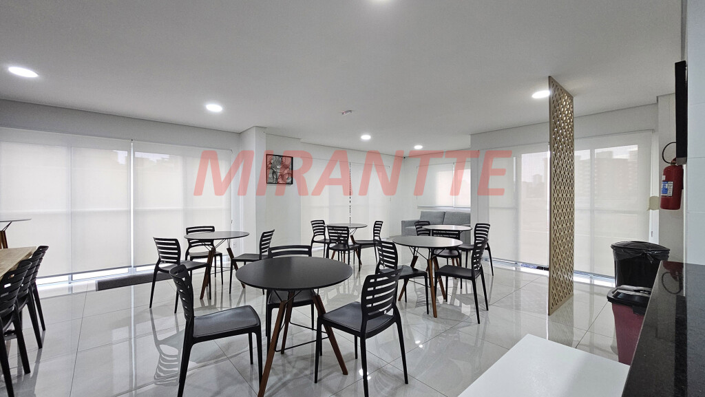 Apartamento de 60m² com 2 quartos em Parada  Inglesa