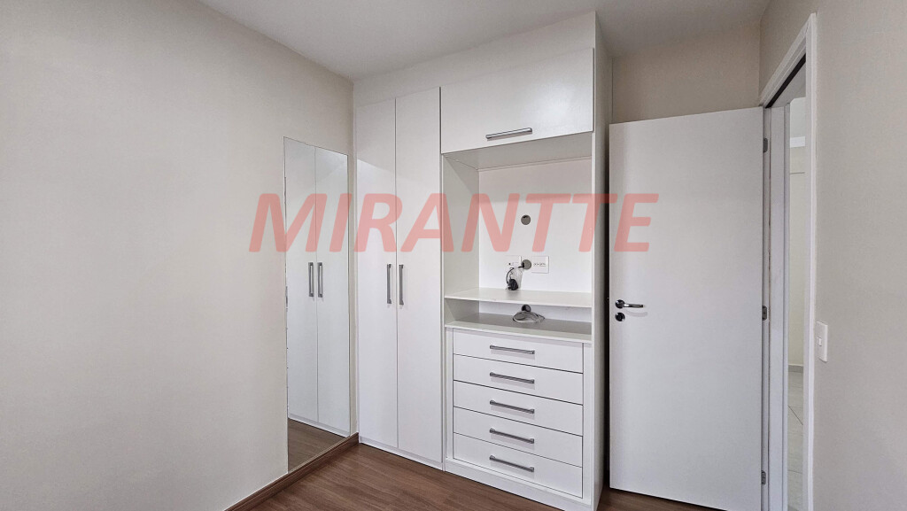 Apartamento de 60m² com 2 quartos em Parada  Inglesa