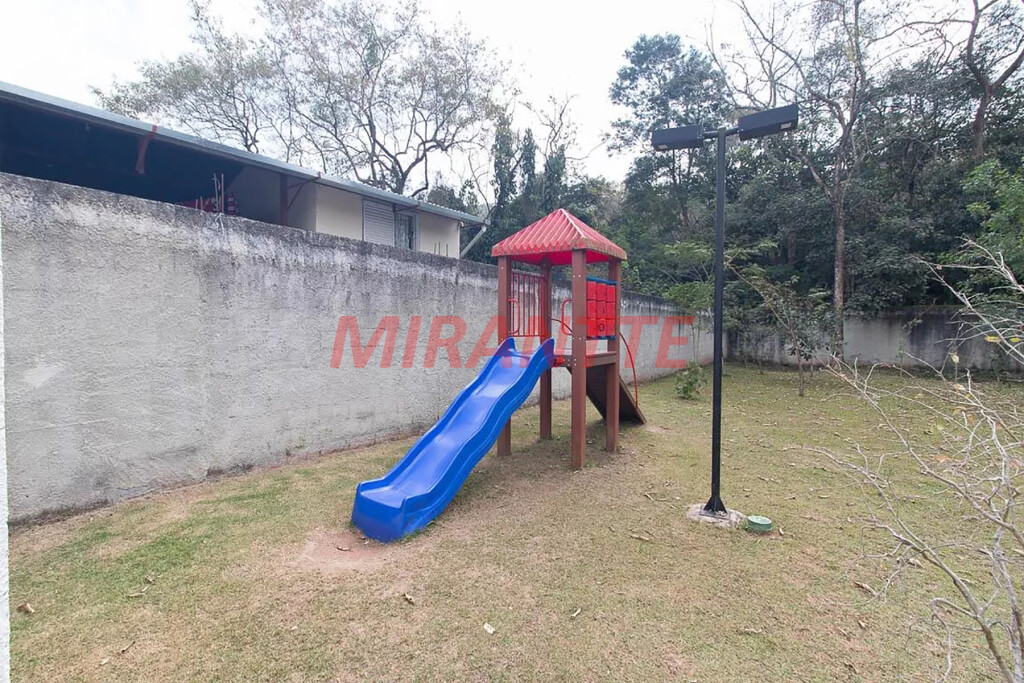 Apartamento de 42m² com 2 quartos em Horto Florestal