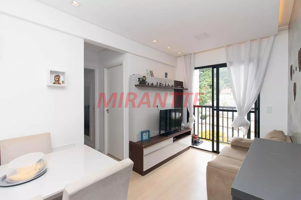 Apartamento de 42m² com 2 quartos em Horto Florestal
