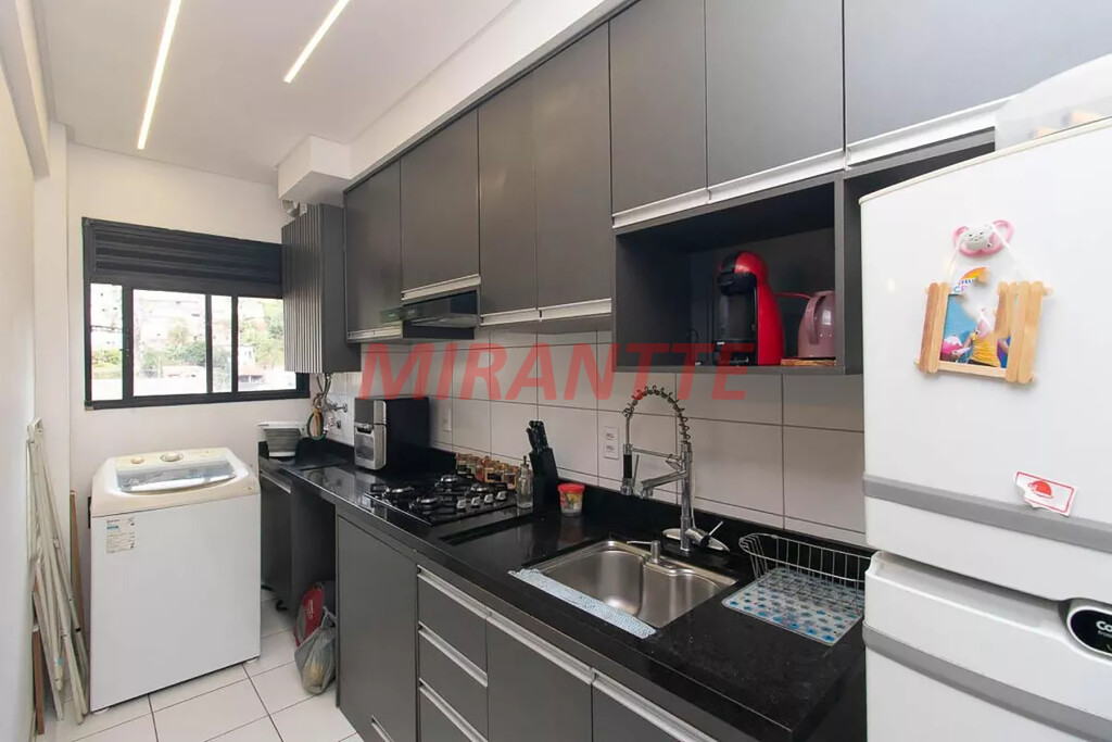 Apartamento de 42m² com 2 quartos em Horto Florestal