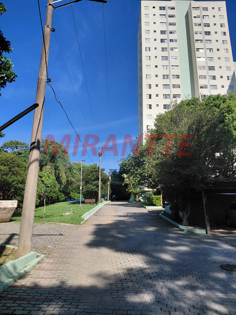 Apartamento de 52m² com 2 quartos em Vila Irmaos Arnoni
