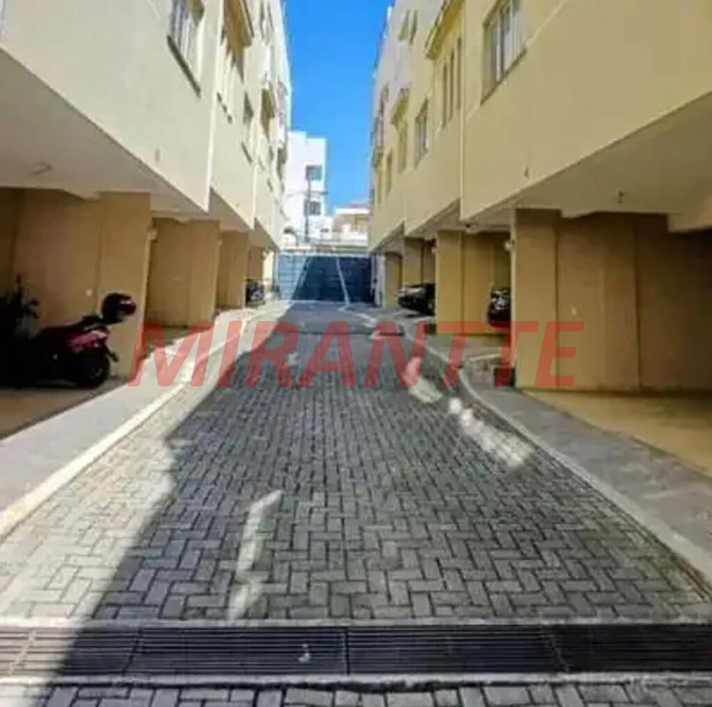 Cond. fechado de 120m² com 3 quartos em Parada  Inglesa