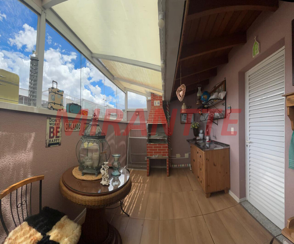 Cond. fechado de 120m² com 3 quartos em Parada  Inglesa