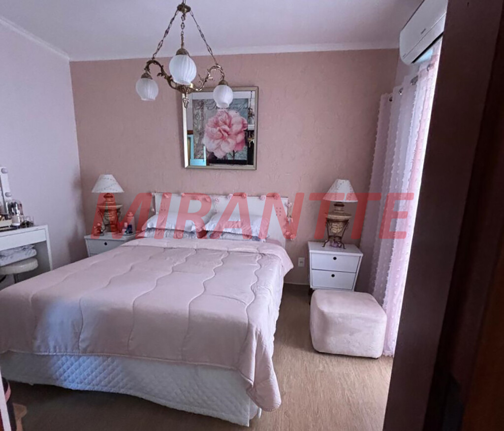 Cond. fechado de 120m² com 3 quartos em Parada  Inglesa