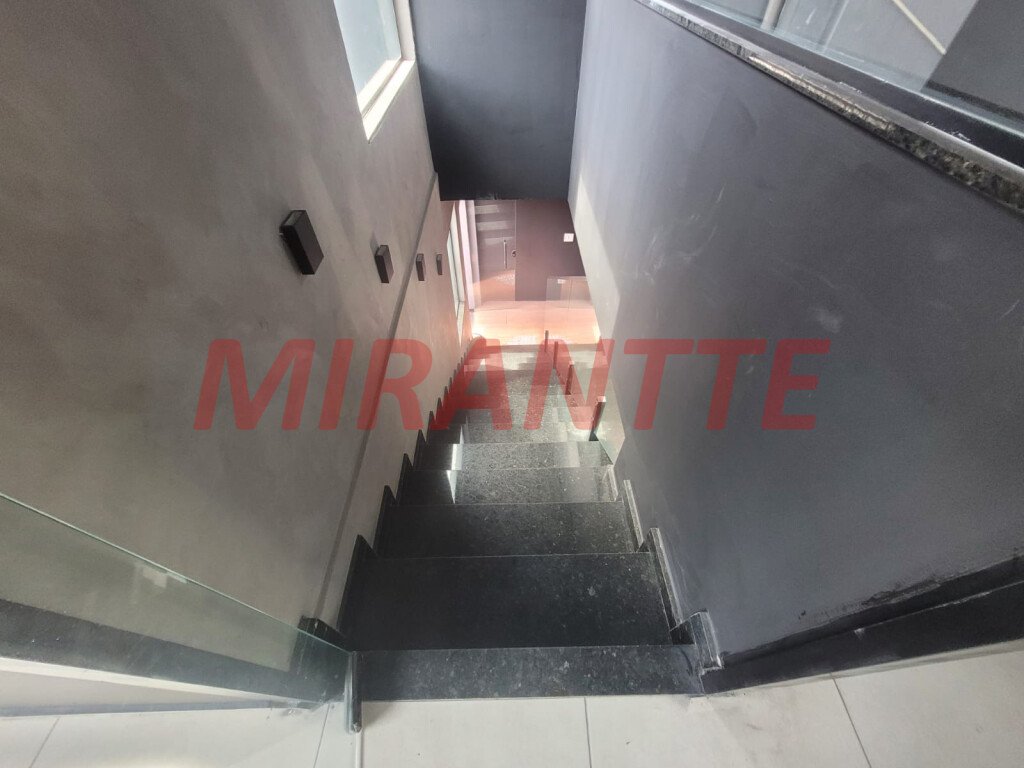 Comercial de 180m² em Vila Guilherme