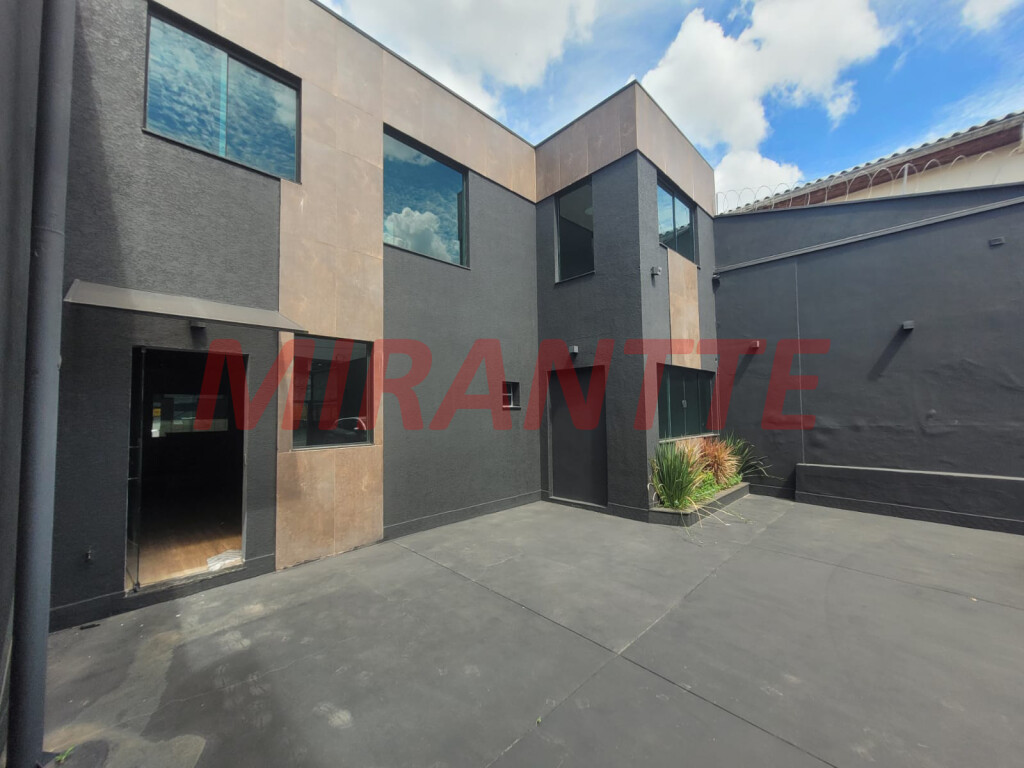 Comercial de 180m² em Vila Guilherme
