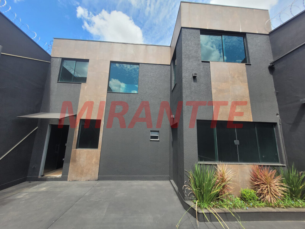 Comercial de 180m² em Vila Guilherme