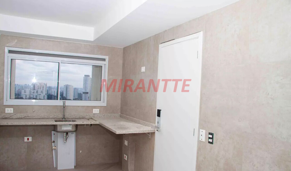 Apartamento de 157m² com 4 quartos em Lapa