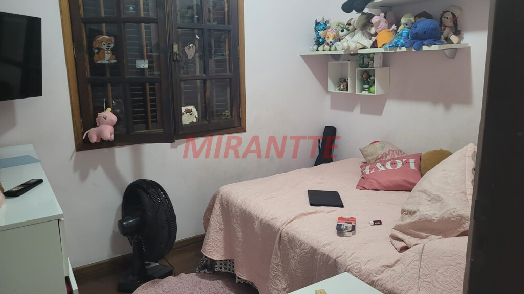Sobrado de 371m² com 6 quartos em Pari