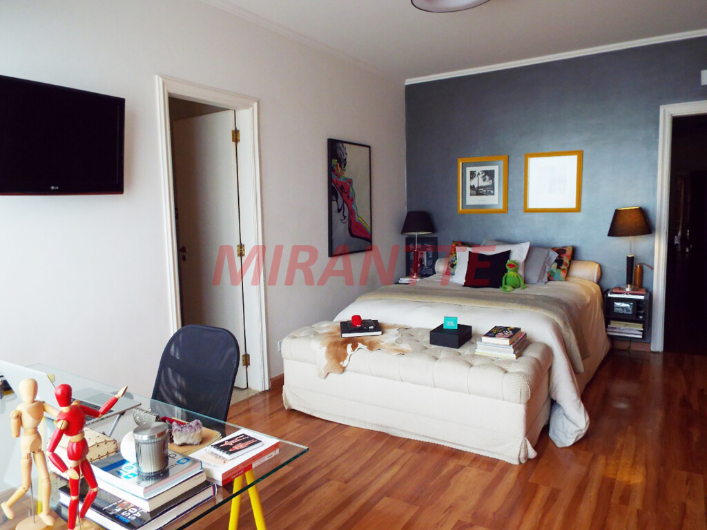 Sobrado de 650m² com 4 quartos em Vila Maria Alta
