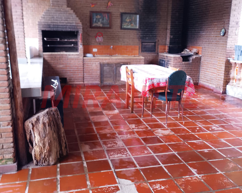 ChÁcara de 864m² com 3 quartos em Mantiqueira