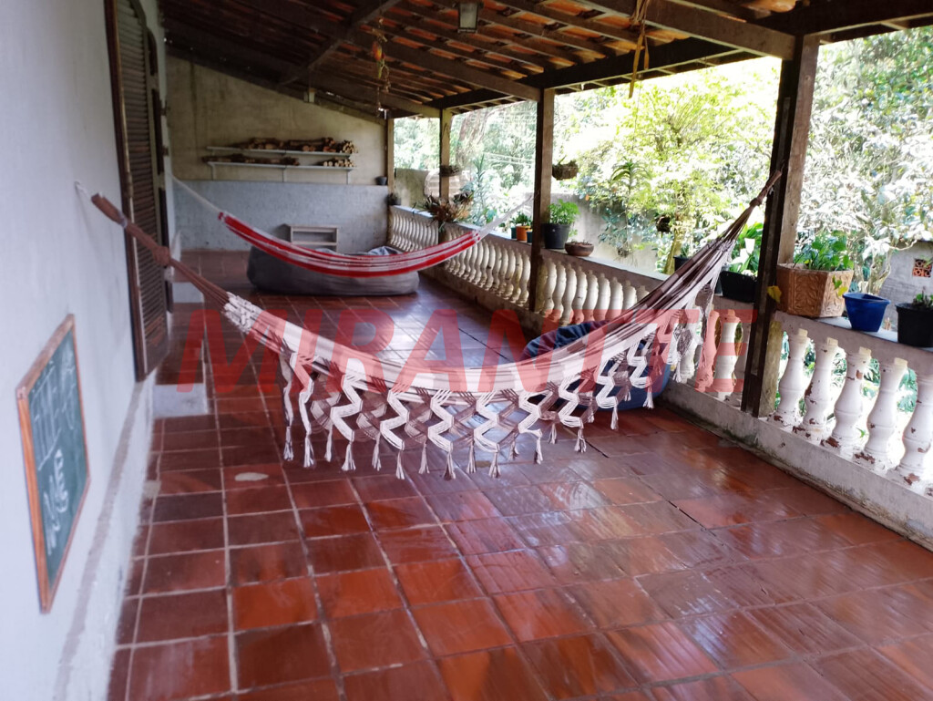 ChÁcara de 864m² com 3 quartos em Mantiqueira