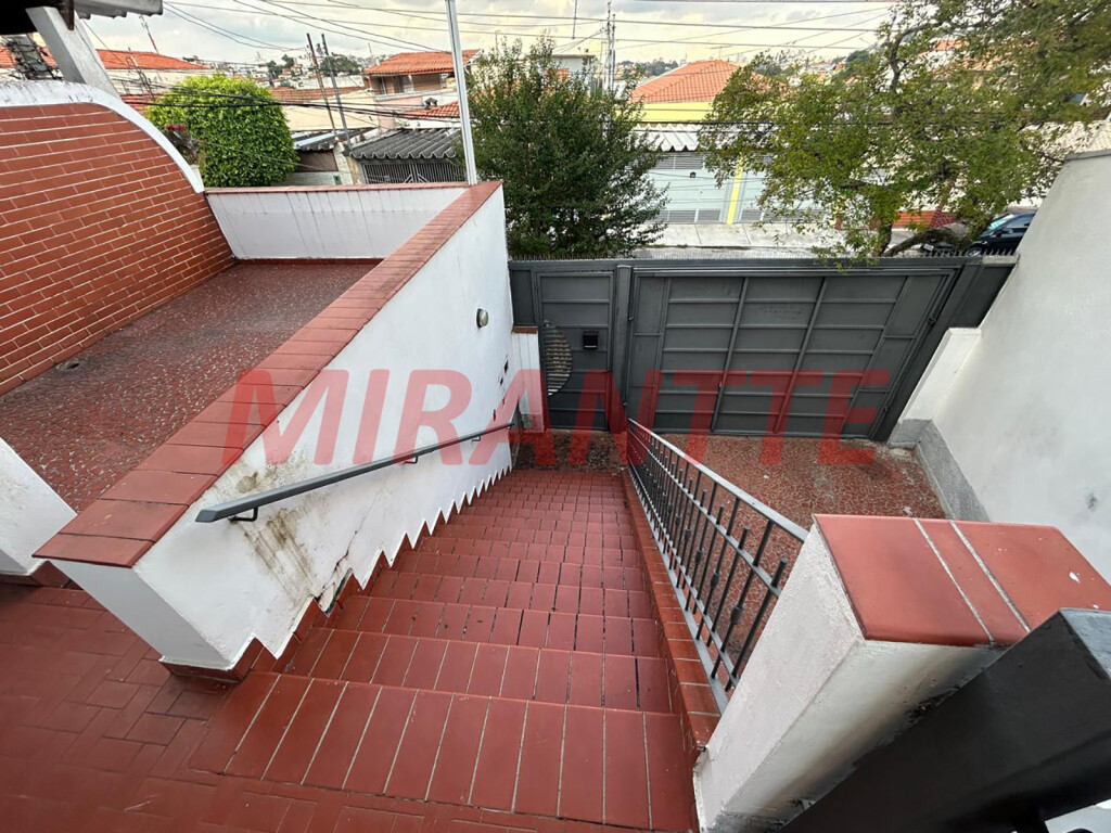 Sobrado de 141m² com 2 quartos em Tremembe