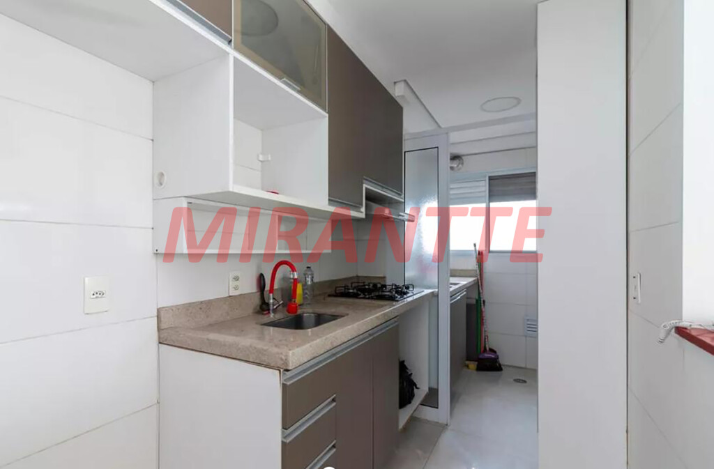 Apartamento de 60m² com 3 quartos em Limão
