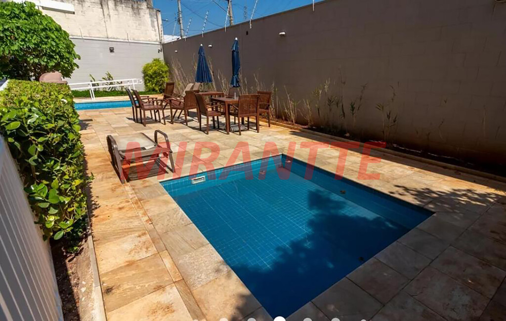 Apartamento de 60m² com 3 quartos em Limão