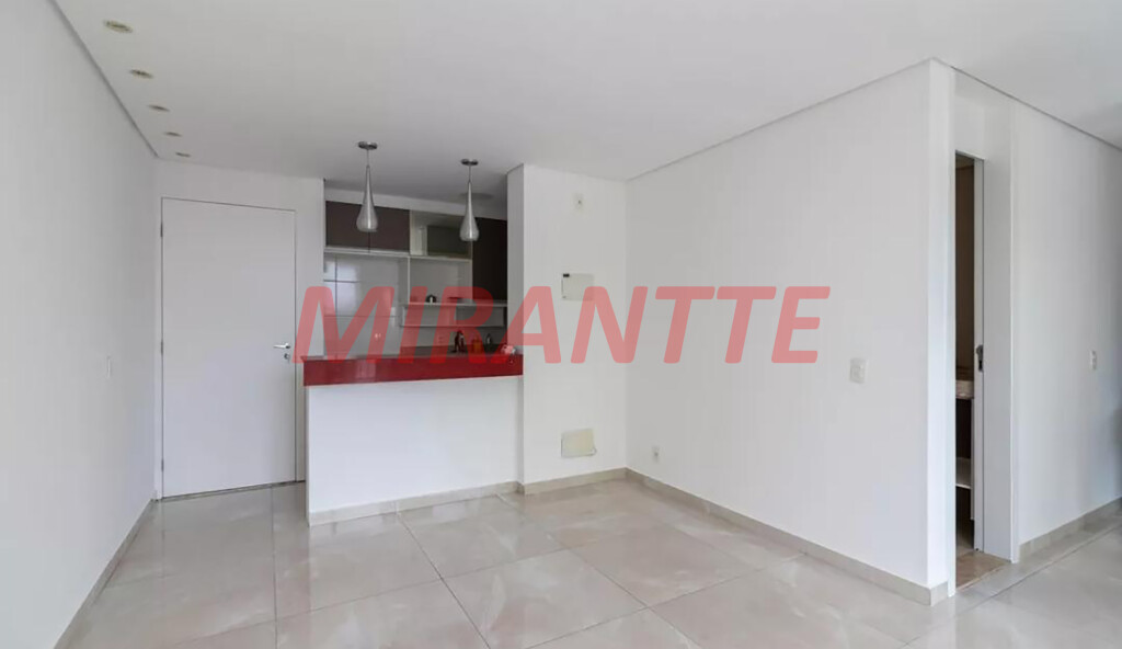 Apartamento de 60m² com 3 quartos em Limão
