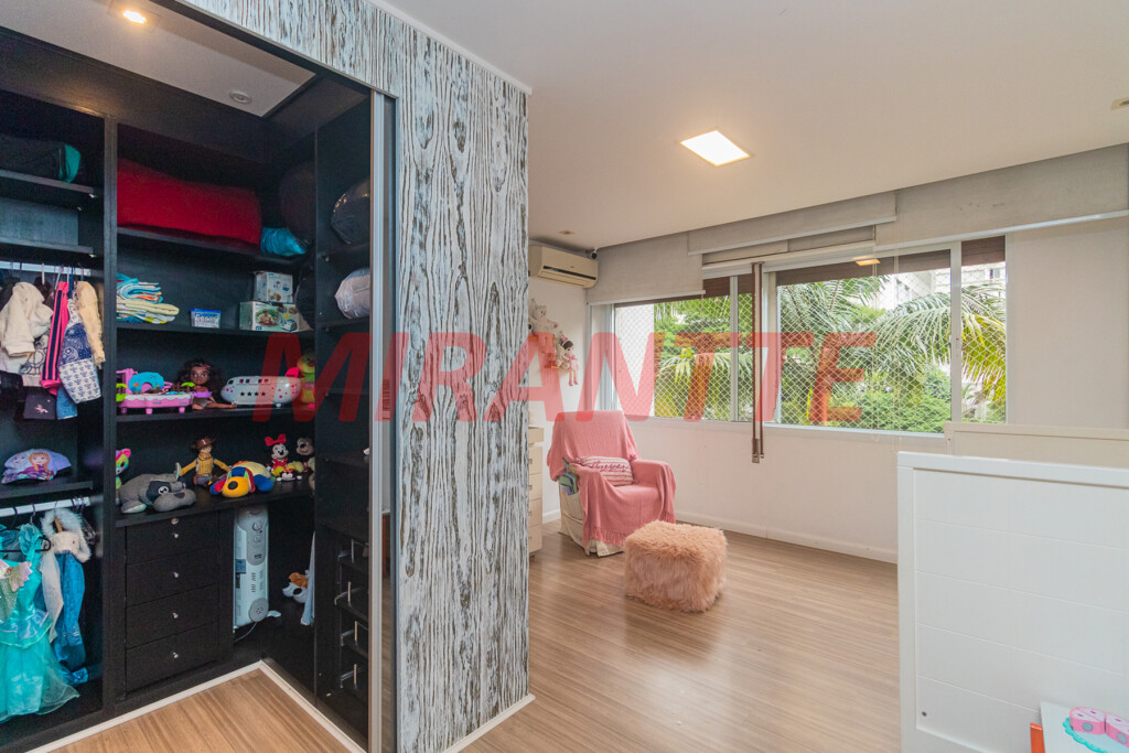 Apartamento de 273m² com 4 quartos em Jardim America