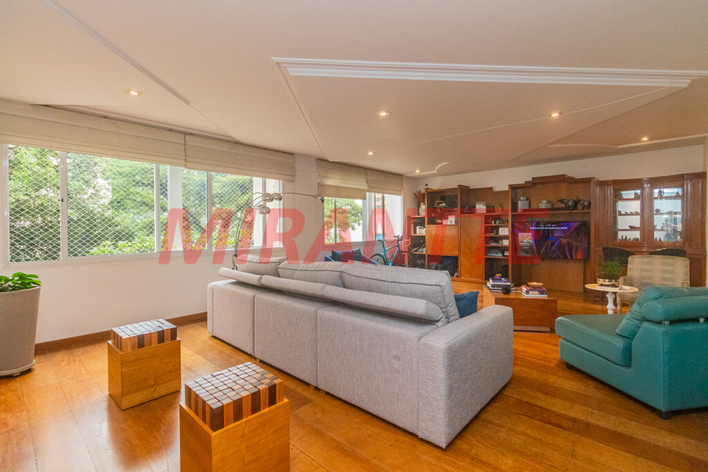 Apartamento de 273m² com 4 quartos em Jardim America