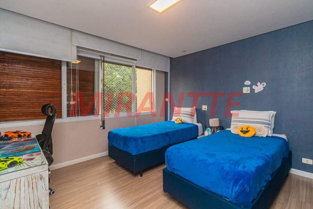 Apartamento de 273m² com 4 quartos em Jardim America