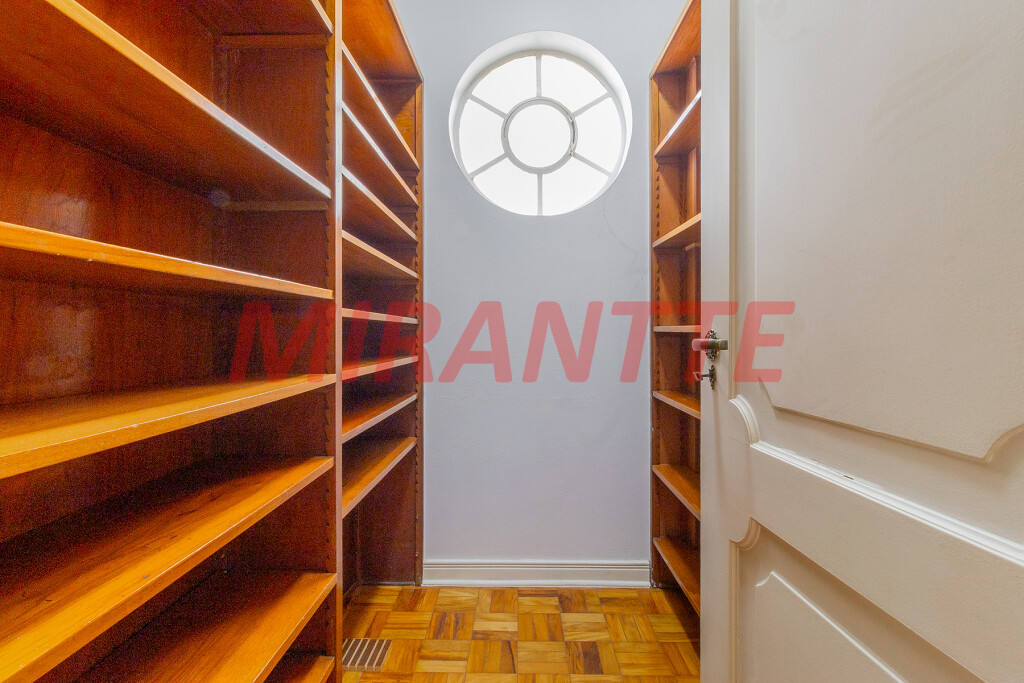 Apartamento de 229m² com 3 quartos em Higienópolis