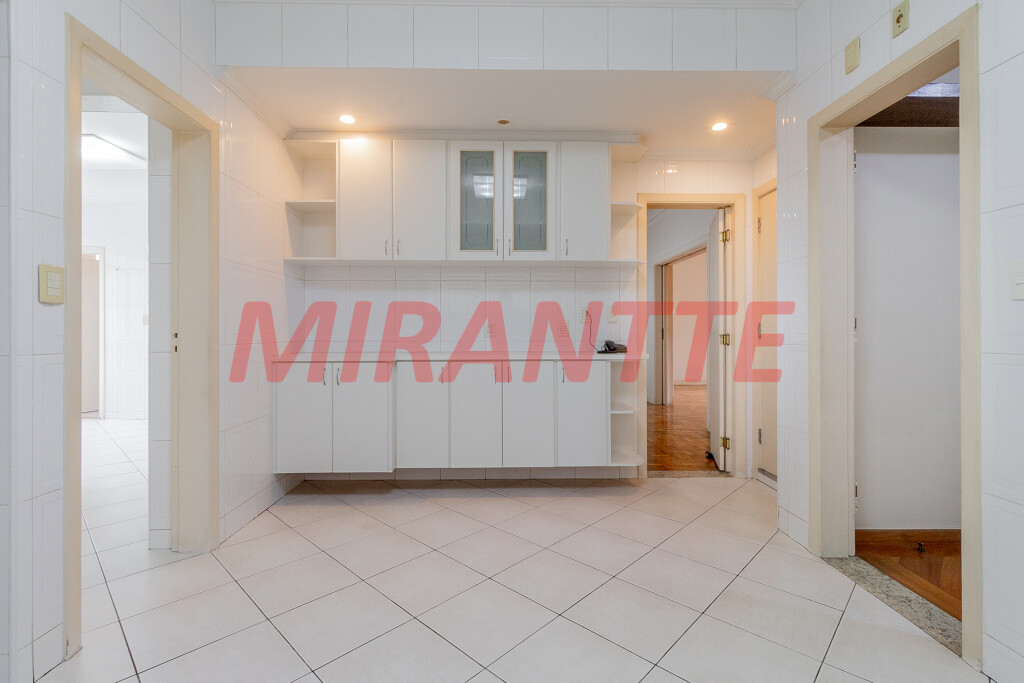 Apartamento de 229m² com 3 quartos em Higienópolis